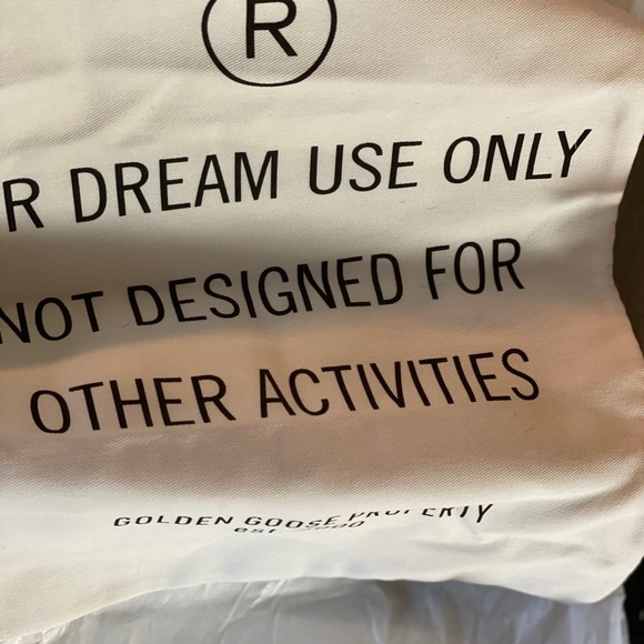 Golden Goose superstars size 41 NWT - Picture 9 of 11